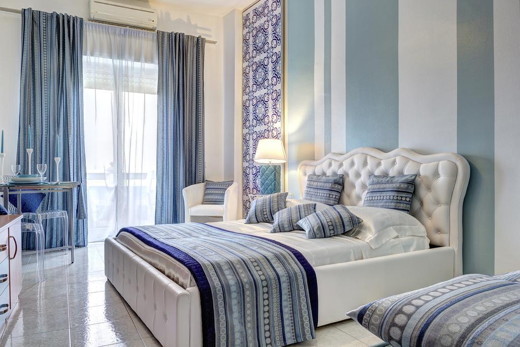 Suitehome Taormina Giardini Naxos Phòng bức ảnh